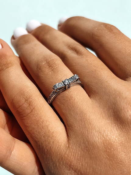 Pierścionek z cyrkonem Srebro 925° (rod) 81527