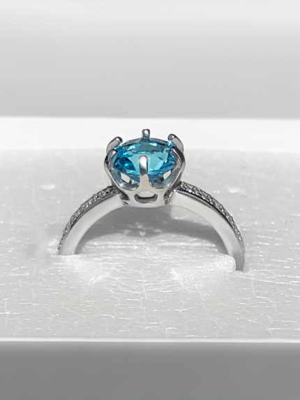 Pierścionek z cyrkonem Srebro 925° (rod) 81049s