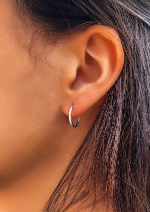 Сережки без вставок Срібло 925° (родій) 1-5001.0.9