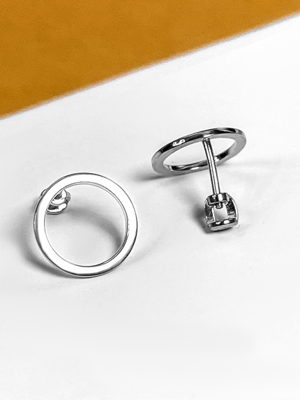 Сережки без вставок Срібло 925° (родій) 071450