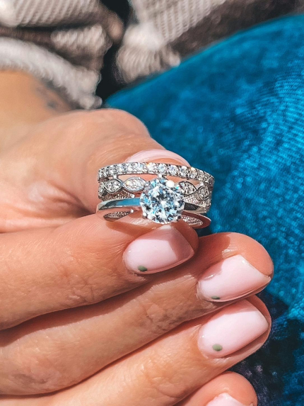 Pierścionek z cyrkonem Srebro 925° (rod) 81647