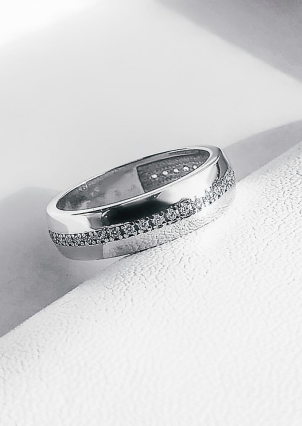 Каблучка фіаніт Срібло 925° (родій) 81094