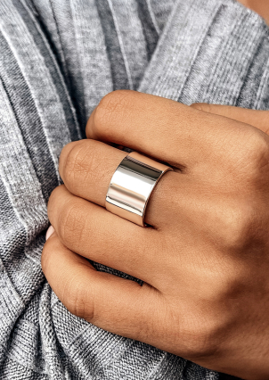 Каблучка без вставок Срібло 925° S0001