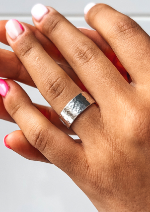 Каблучка без вставок Срібло 925° (родій) s0002/4 р