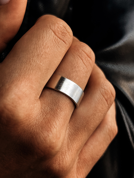 Каблучка без вставок Срібло 925° S0002/2