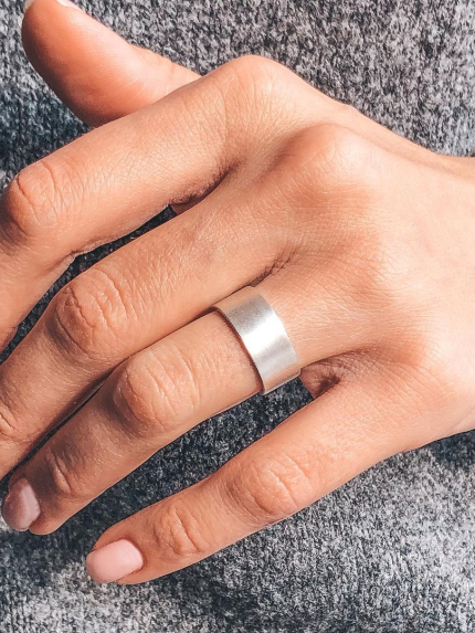 Каблучка без вставок Срібло 925° S0002/2