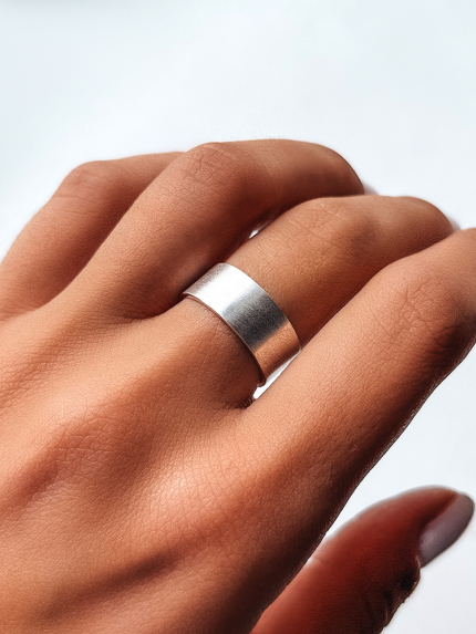 Каблучка без вставок Срібло 925° S0002/2