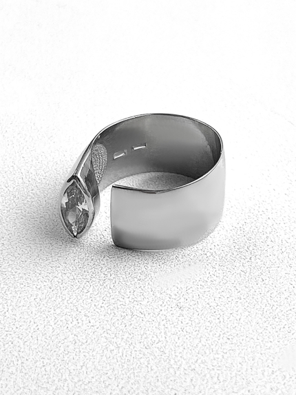 Pierścionek z cyrkonem Srebro 925° (rod) 10180