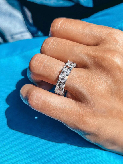 Fianite ring (AAAA) 925° silver (rhodium) sr48w