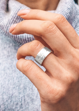 Каблучка без вставок Срібло 925° (родій) S0002/3р