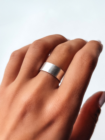 Каблучка без вставок Срібло 925° (родій) S0002/2 р