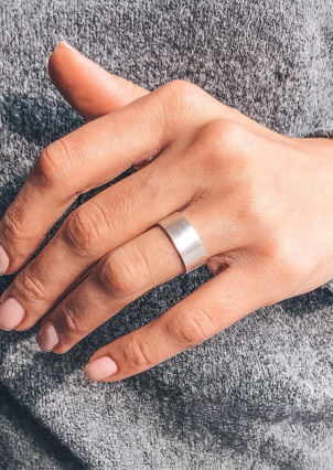 Каблучка без вставок Срібло 925° (родій) S0002/2 р