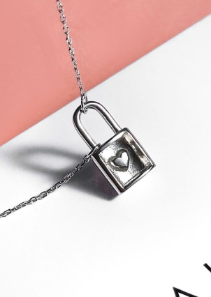 Кольє без вставок Срібло 925° (родій) HF140007