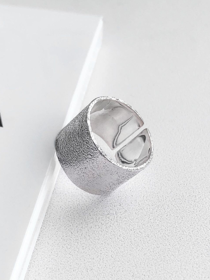 Каблучка без вставок Срібло 925° (родій) S0001/6 р