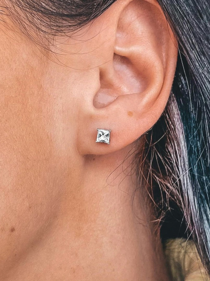 Сережки Фіаніт (5А) Срібло 925° (родій) SE305-4