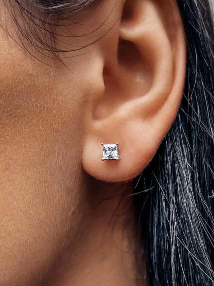 Сережки Фіаніт (5А) Срібло 925° (родій) SE305-4