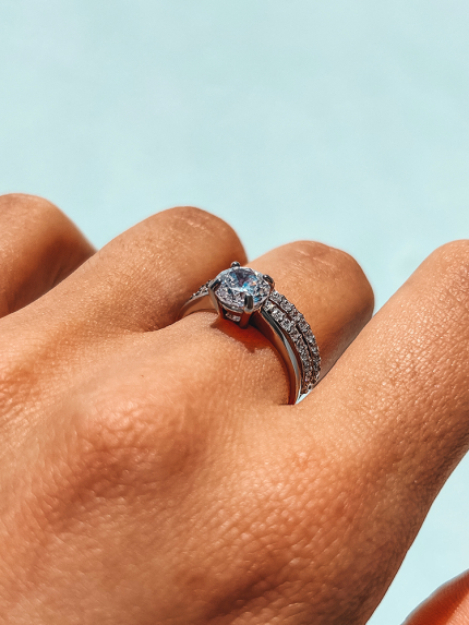 Каблучка фіаніт Срібло 925° (родій) 81523