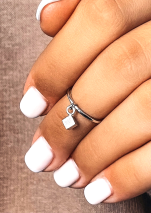 Каблучка без вставок Срібло 925° (родій) к2/1042