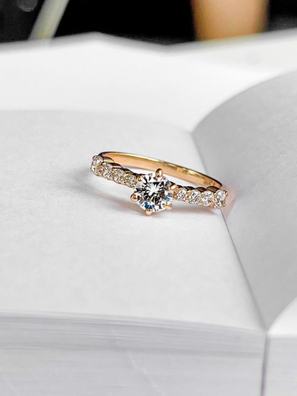 Каблучка фіаніт Золото 585° 331504