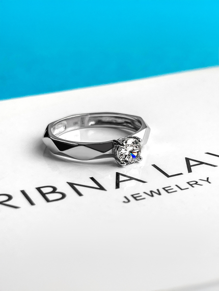 Pierścionek z cyrkonem Srebro 925° (rod) 000664