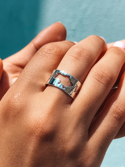 Каблучка без вставок Срібло 925° 001213