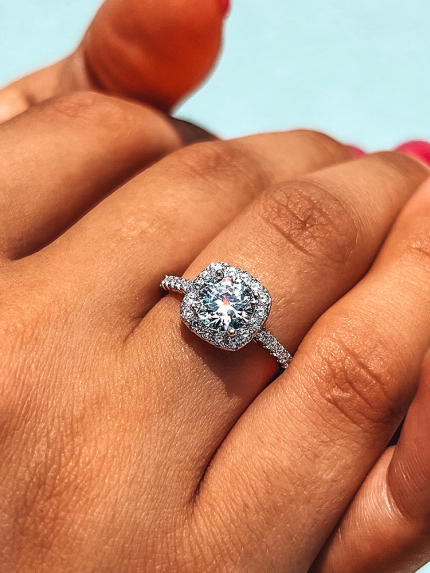 Каблучка Фіаніт (5А) Срібло 925° (родій) 120004