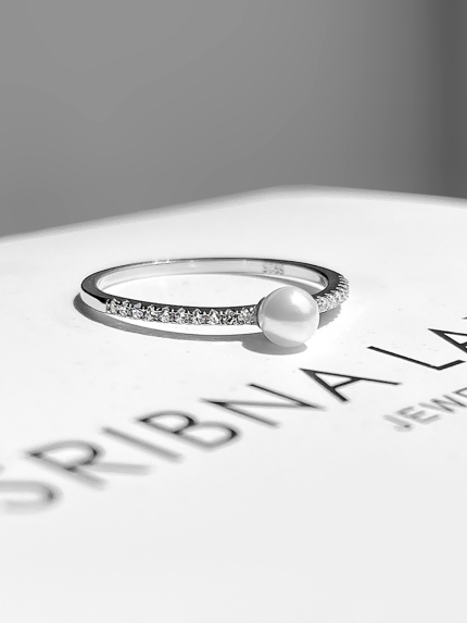 Pierścionek z perłą Srebro 925° (rod) 120215