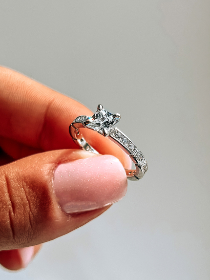 Pierścionek Fianit (AAAAA) Srebro 925° (rod) ARP07P06