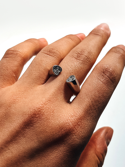 Pierścionek z cyrkonem Srebro 925° (rod) 000521