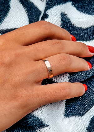 Каблучка без вставок Срібло 925° золото 375° 000236