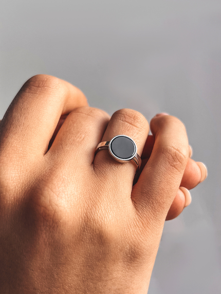 Каблучка онікс Срібло 925° (родій) 111110