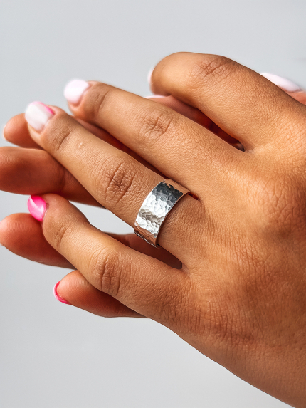 Каблучка без вставок Срібло 925° S0002/4