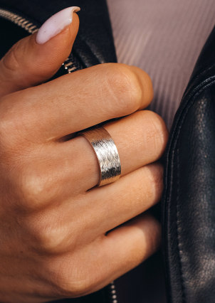 Каблучка без вставок Срібло 925° S0002/3