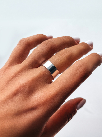 Каблучка без вставок Срібло 925° S0002