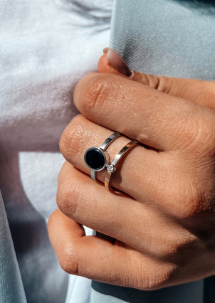 Каблучка онікс Срібло 925° золото 375° 690к