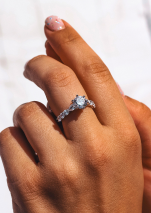 Каблучка Фіаніт (8А) Срібло 925° (родій) LZR13P6