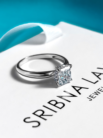 Fianite ring (8A) Silver 925° (rhodium) LZR01P7