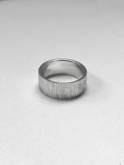 Каблучка без вставок Срібло 925° S0002/5