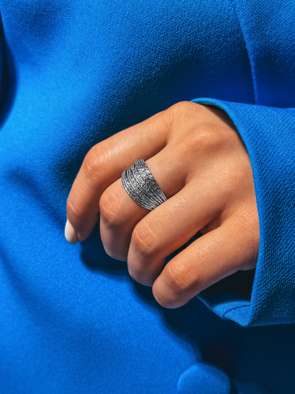 Каблучка без вставок Срібло 925° (родій) 958011