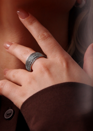 Каблучка без вставок Срібло 925° (родій) 958011