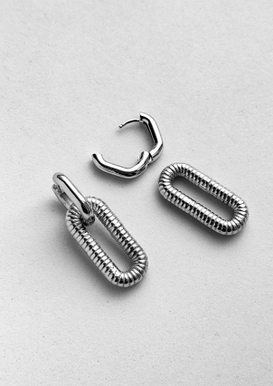 Сережки без вставок Срібло 925° (родій) GSE684P