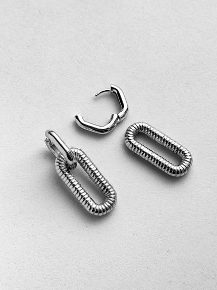 Сережки без вставок Срібло 925° (родій) GSE684P