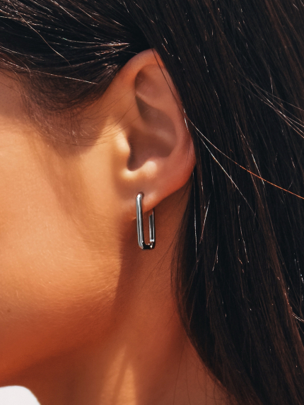 Сережки без вставок Срібло 925° (родій) 82875