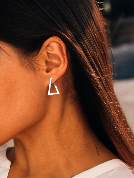 Сережки без вставок Срібло 925° (родій) 134510