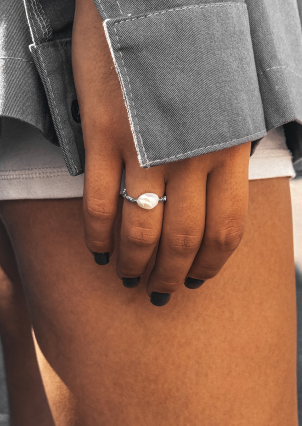 Каблучка перлина Срібло 925° (родій) 978489