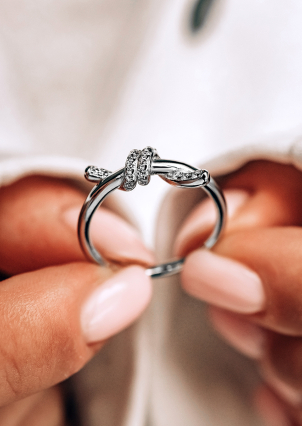 Каблучка Фіаніт (5А) Срібло 925° (родій) 5241407